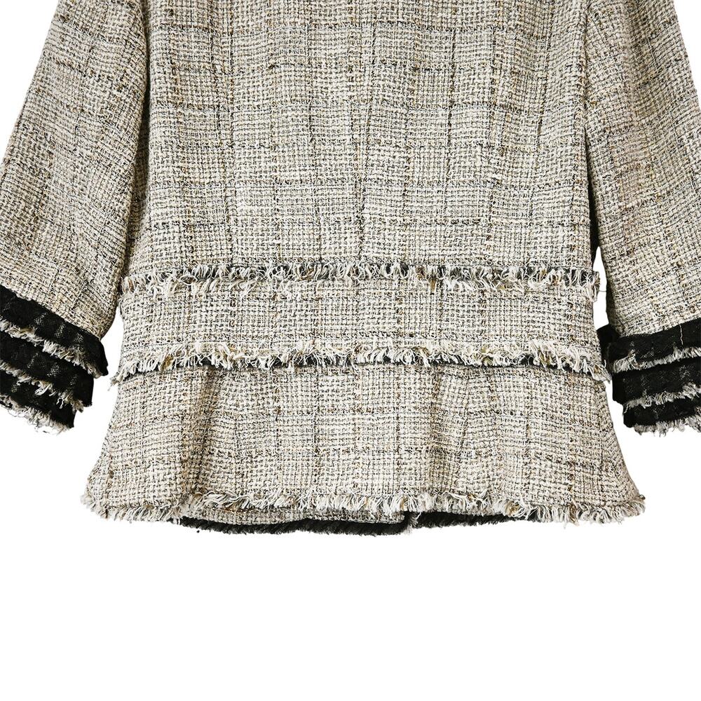 Chanel Beige Metallic Gold Silver Tweed Fringe Trim Jacket Size 38 Approx US 6 - Picture 4 of 16